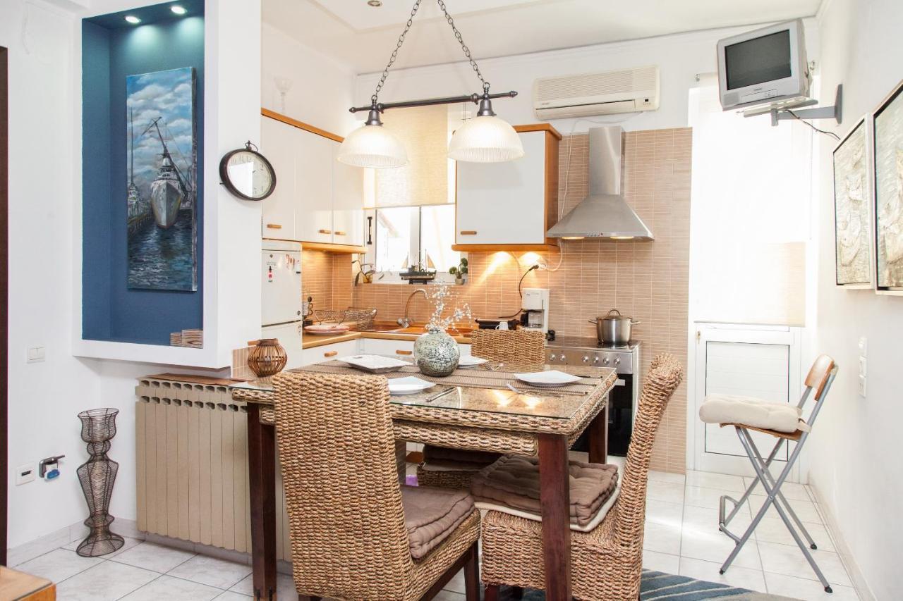 Amazing Apartment With View! Пирея Екстериор снимка