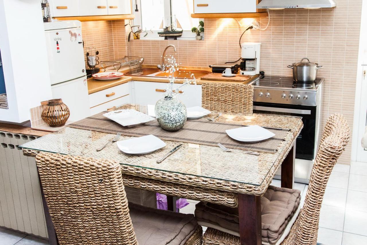 Amazing Apartment With View! Пирея Екстериор снимка