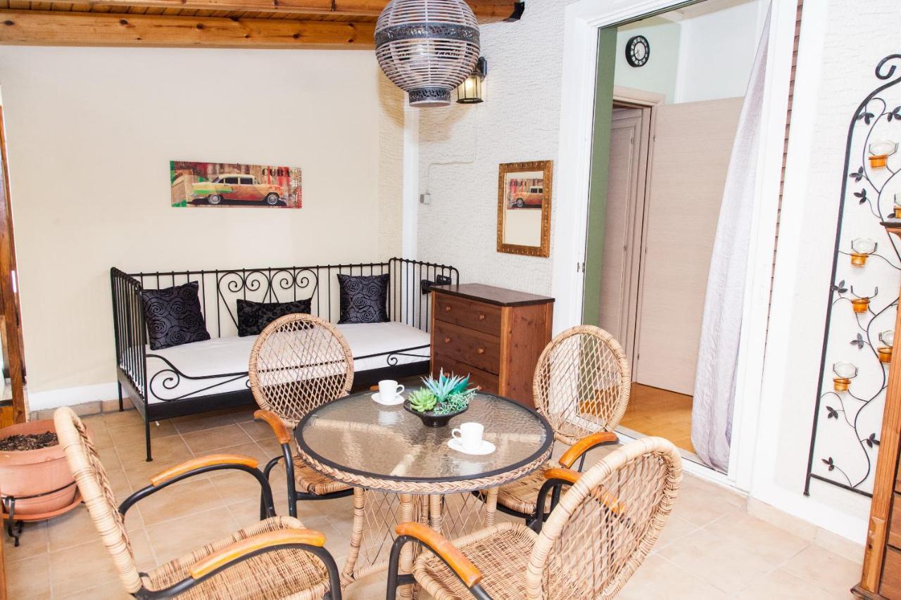 Amazing Apartment With View! Пирея Екстериор снимка