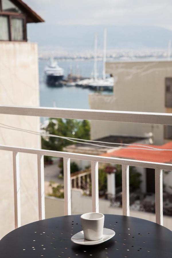 Amazing Apartment With View! Пирея Екстериор снимка